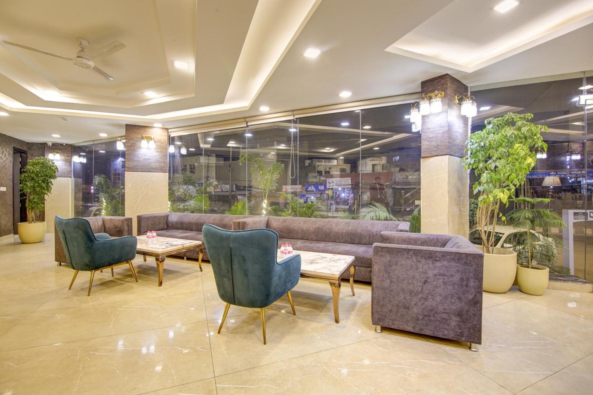 Hotel Prithvi-Raj Near Delhi Airport Új-Delhi Kültér fotó