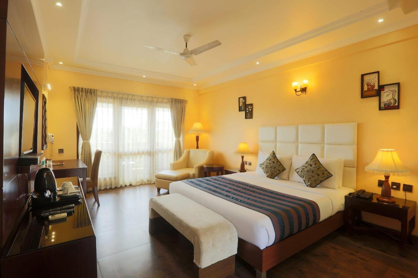 Hotel Prithvi-Raj Near Delhi Airport Új-Delhi Kültér fotó