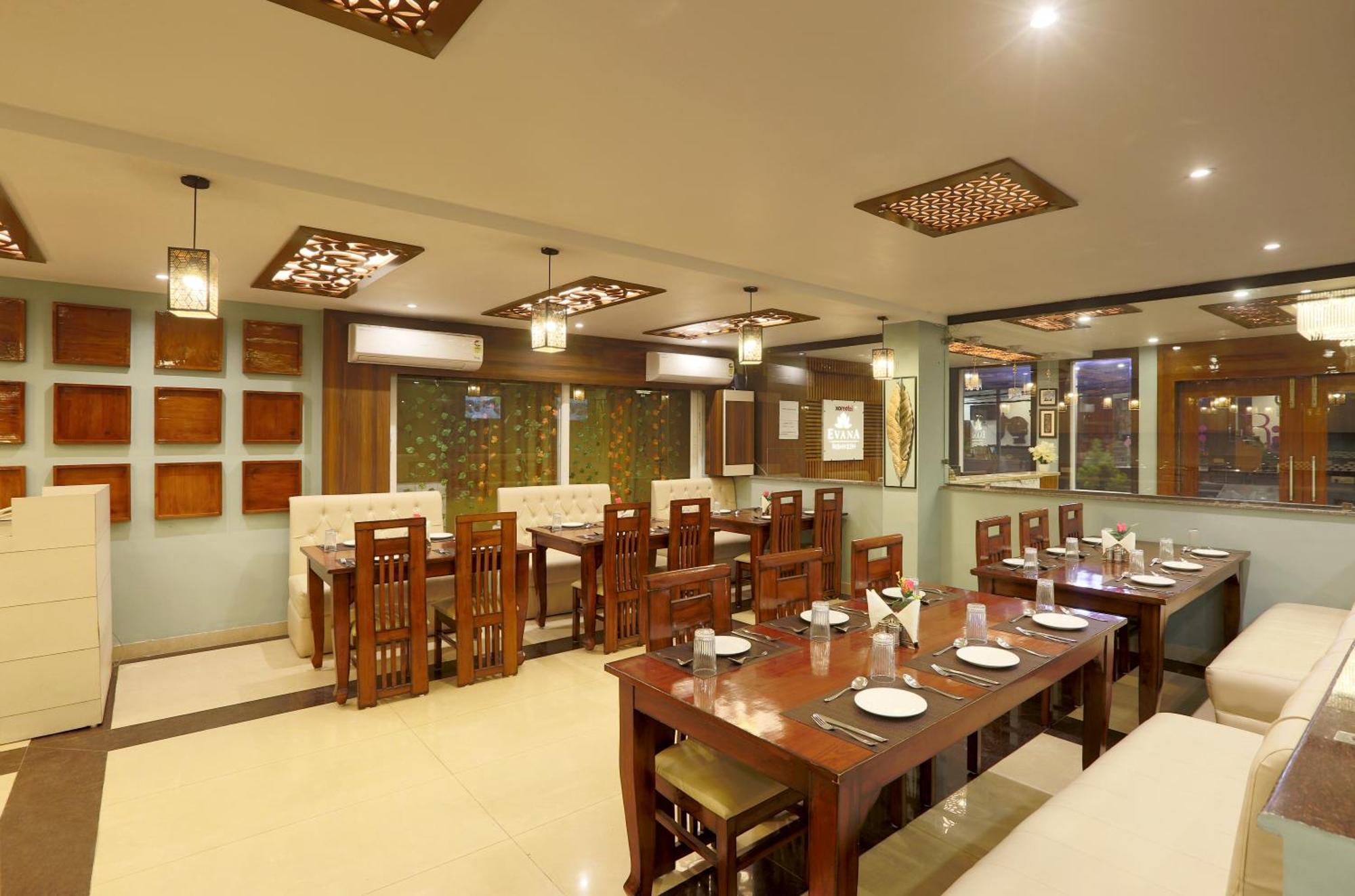 Hotel Prithvi-Raj Near Delhi Airport Új-Delhi Kültér fotó